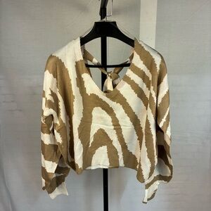 NWOT Neely Boutique Tan Cream Zebra Tie-Back Cropped Sweater L